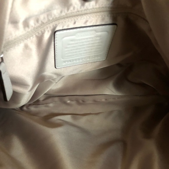 Authentic Coach - Picture 2 of 4